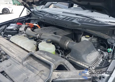 2021 Ford F-150 Xlt z USA, uszkodzony, nr VIN 1FTFW1ED5MFC02717